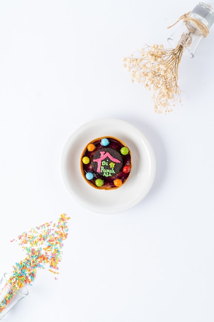 misa z kolorowymi potrawami